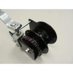 Worm Gear Driven Winch By First Team Tennis Equipment